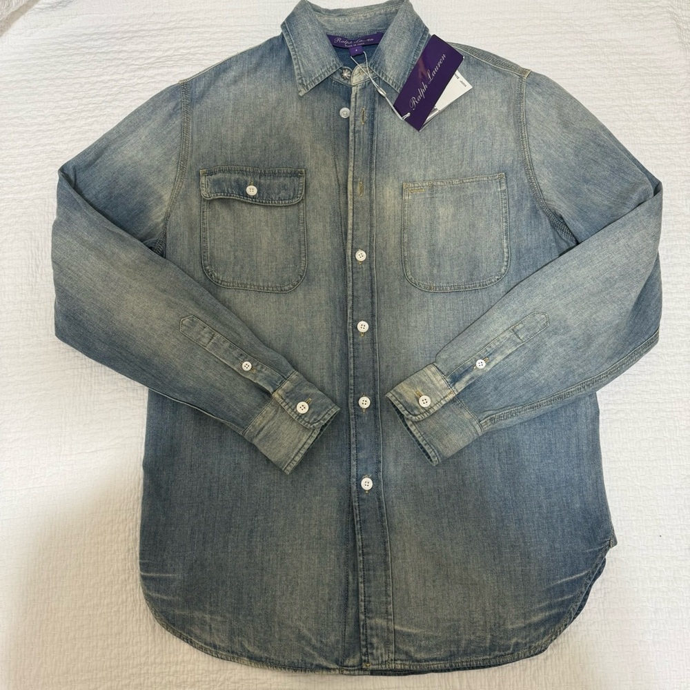 Ralph Lauren collection Light Blue Denim Shirt, size 4, brand new. Women’s